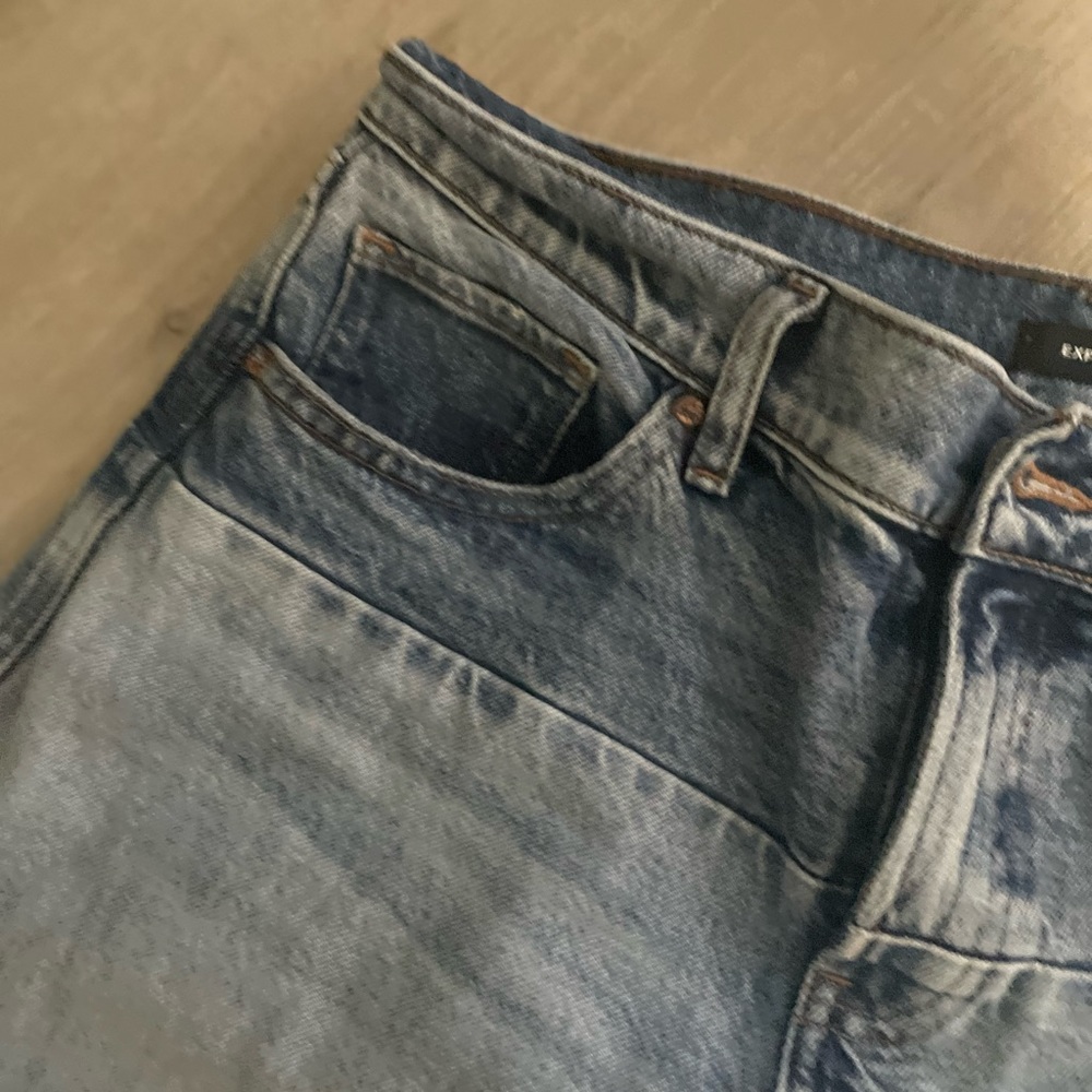 Express two tone destructed flare jeans size 6 - Picture 8 of 12